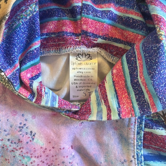 Boutique Disney Frozen Colorful Character Print Hoodie With Pockets - Picture 10 of 11